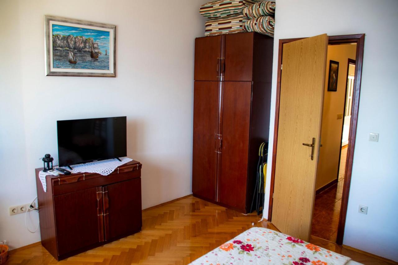 Apartments Lile By The Sea, Celina Zavode 外观 照片