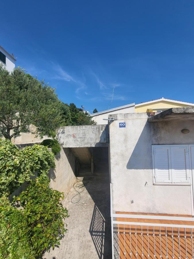 Apartments Lile By The Sea, Celina Zavode 外观 照片