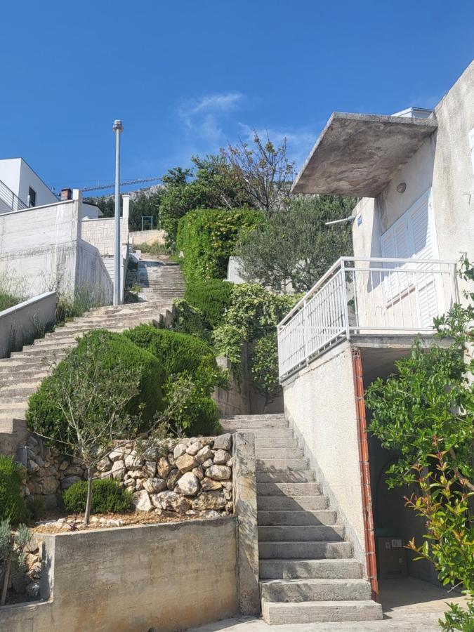 Apartments Lile By The Sea, Celina Zavode 外观 照片